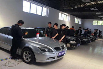 邯郸汽车美容装具学校报名电话哪个技校有汽车美容培训
